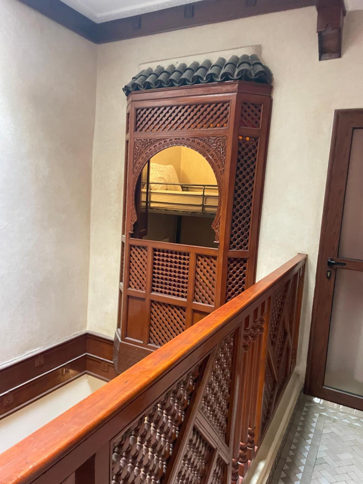 Riad Amazing Amazigh Avec Jacuzzi Petit Dejeuner Compris Avec Aussi Chambres Familiales Pres De La Place Jemaa El Fna Marrakesz Zewnętrze zdjęcie